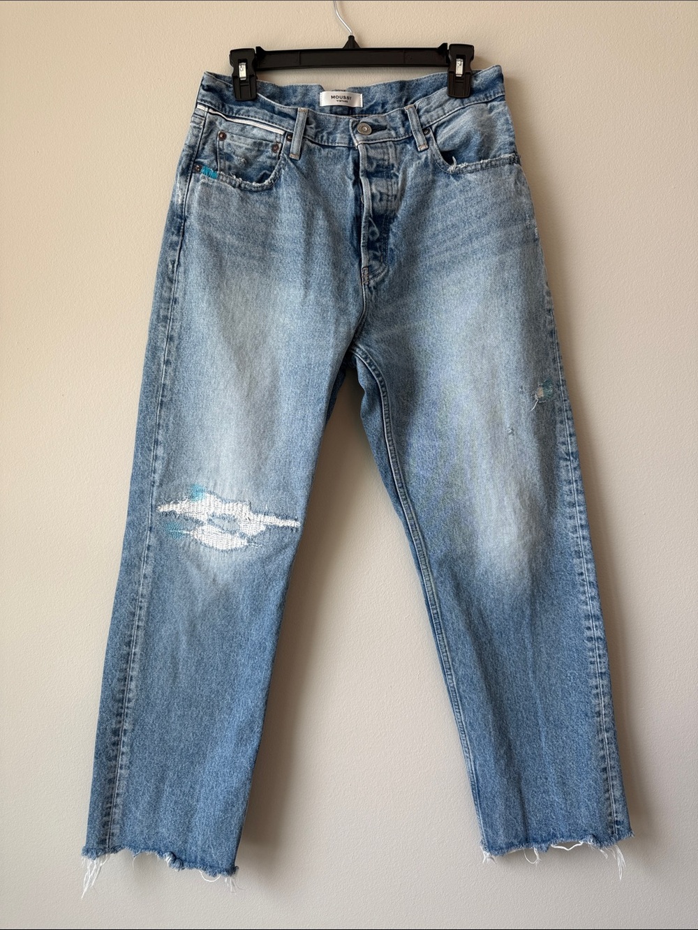 Moussy Vintage Distressed Straight Leg Jeans Light Wash Denim